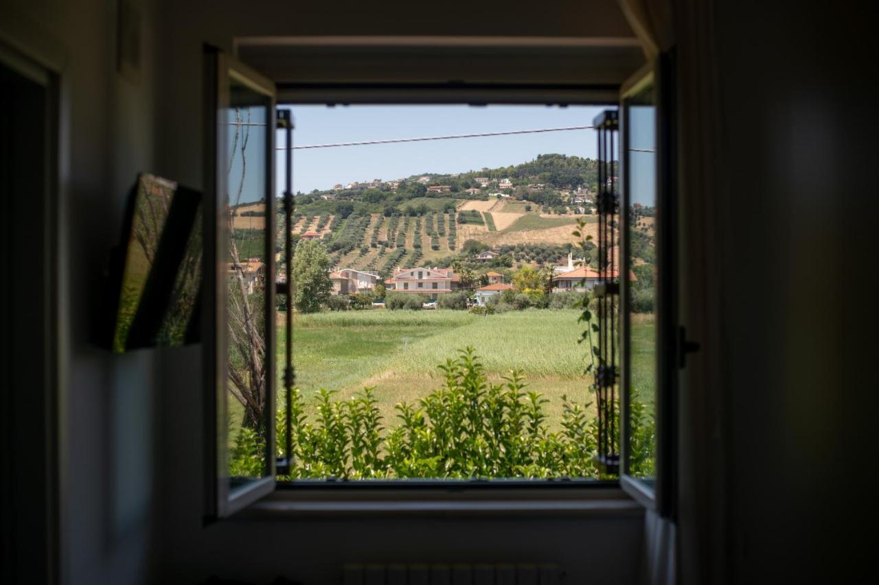 Villa Tigli Luxury B&B Martinsicuro Exterior foto